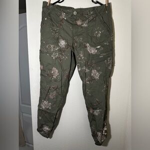 Democracy Olive Floral Cargo Pants